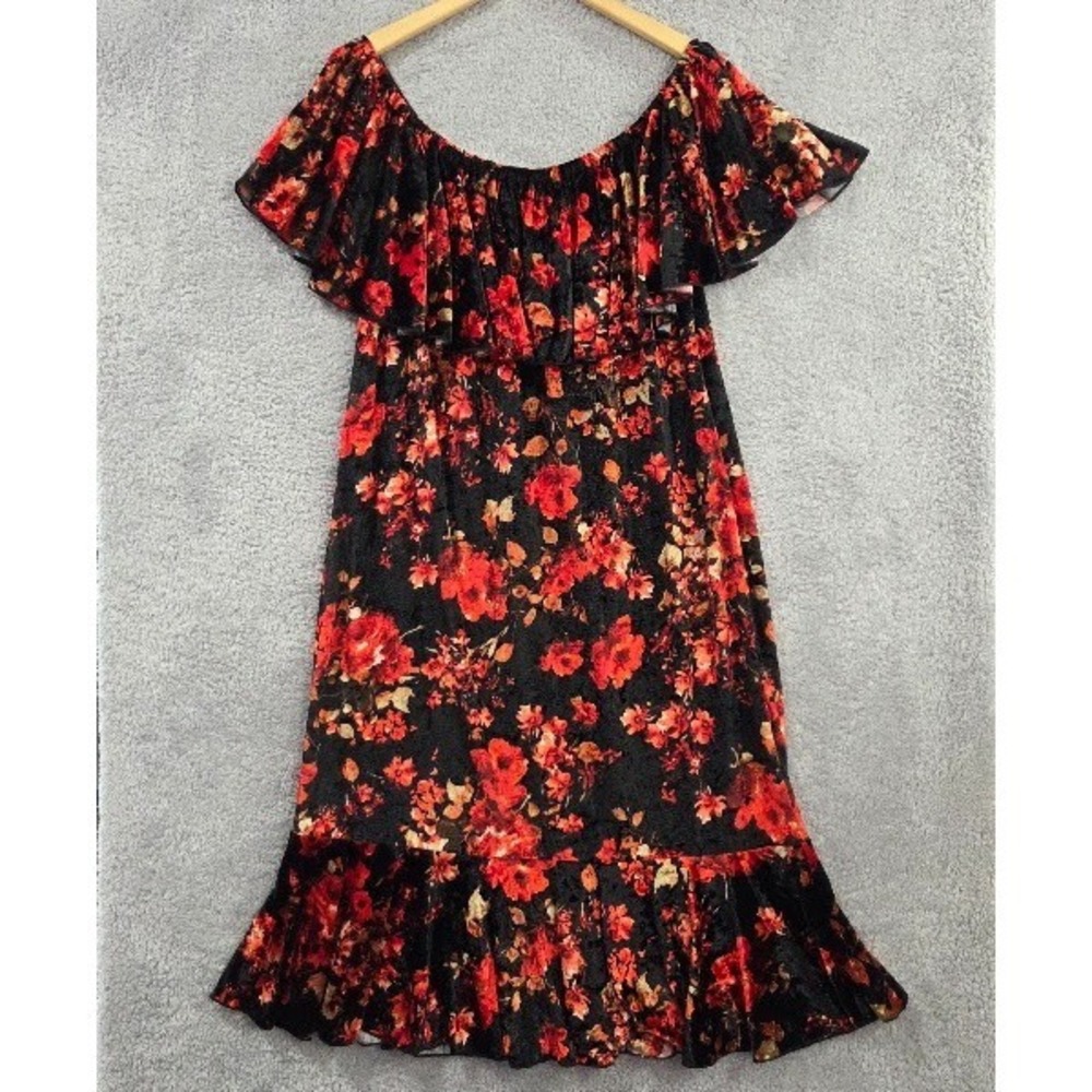 LuLaRoe Cici Flounce Dress Red Black Floral Women's 3X Off Shoulder Whimsigoth‎